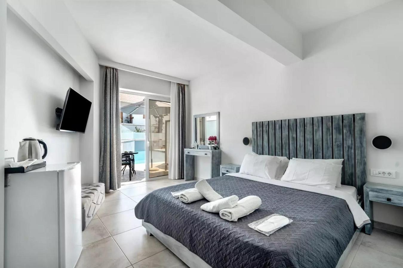 Blue Star Aparthotel Nydri  Eksteriør billede